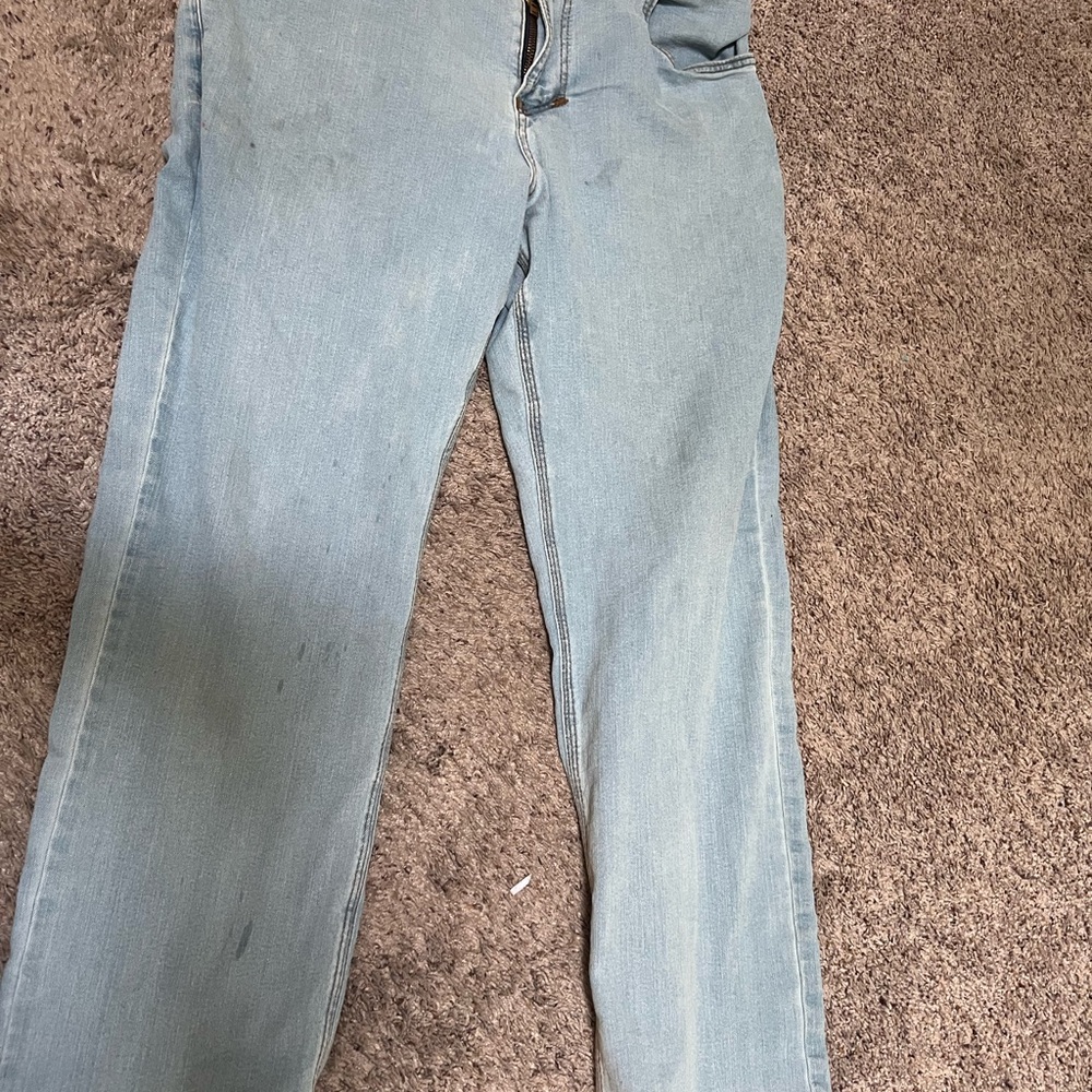 Blue Straight Jeans with Classic Wash